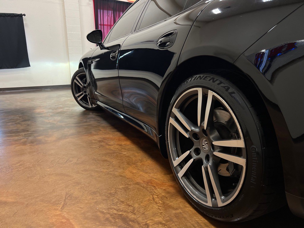 2014 Porsche Panamera Image 30