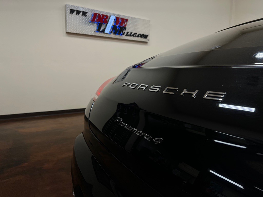 2014 Porsche Panamera Image 31