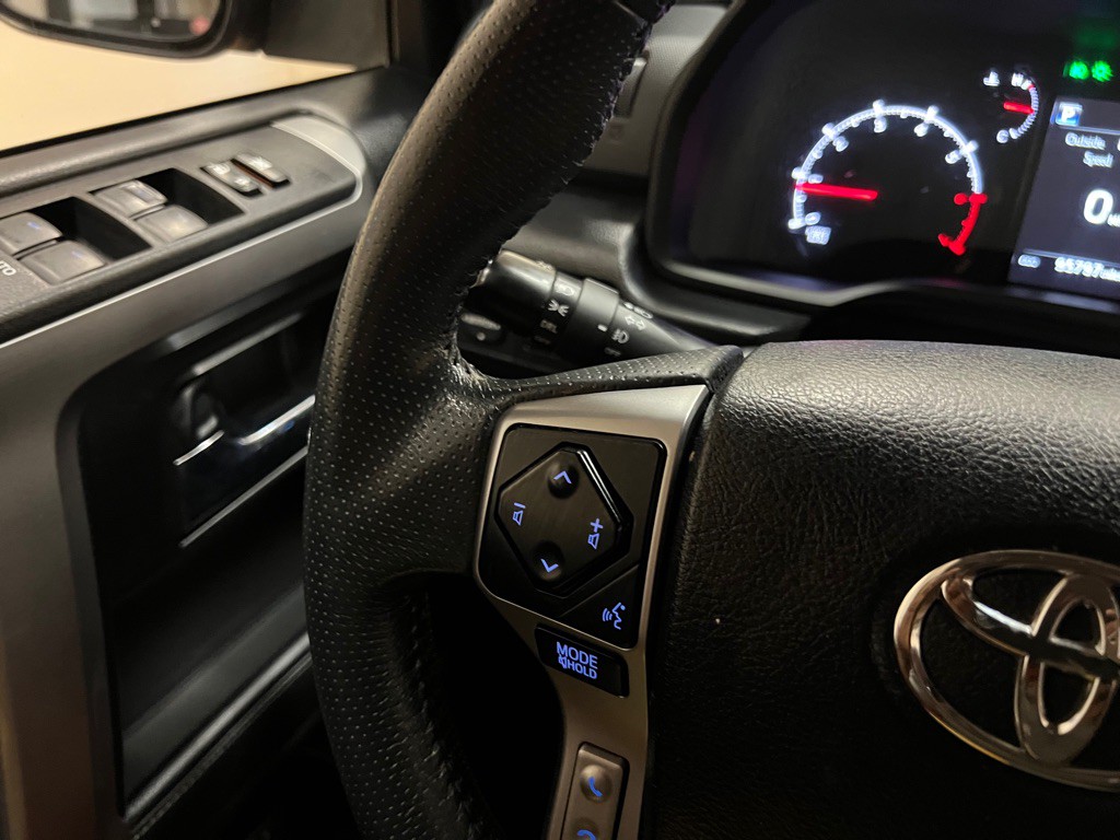 2021 Toyota 4Runner Image 17