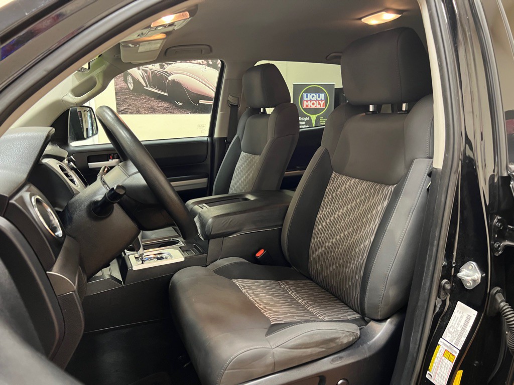 2021 Toyota Tundra Image 16