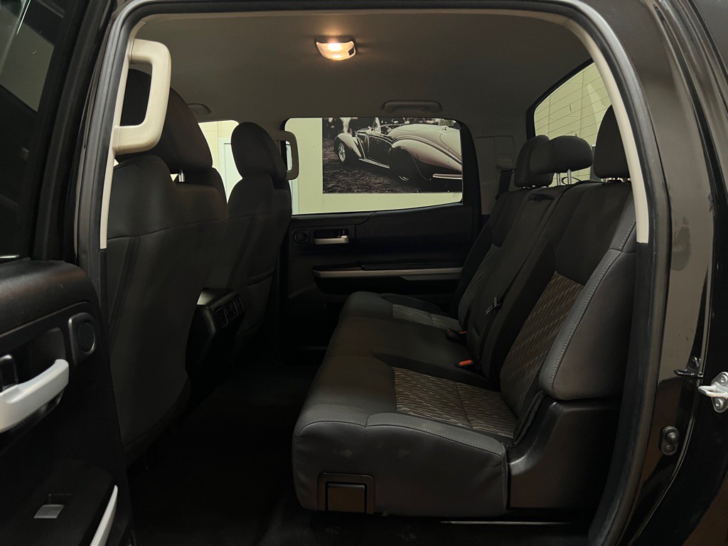 2021 Toyota Tundra Image 18
