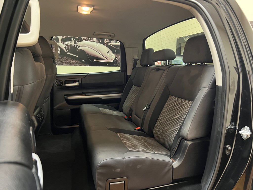 2021 Toyota Tundra Image 19