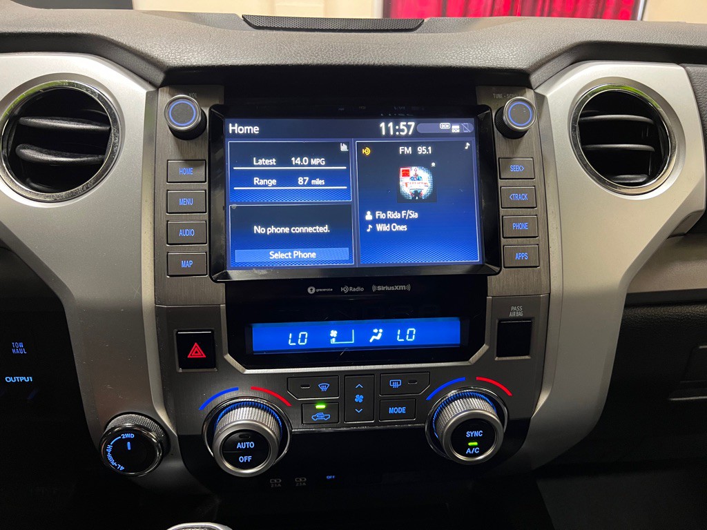 2021 Toyota Tundra Image 30