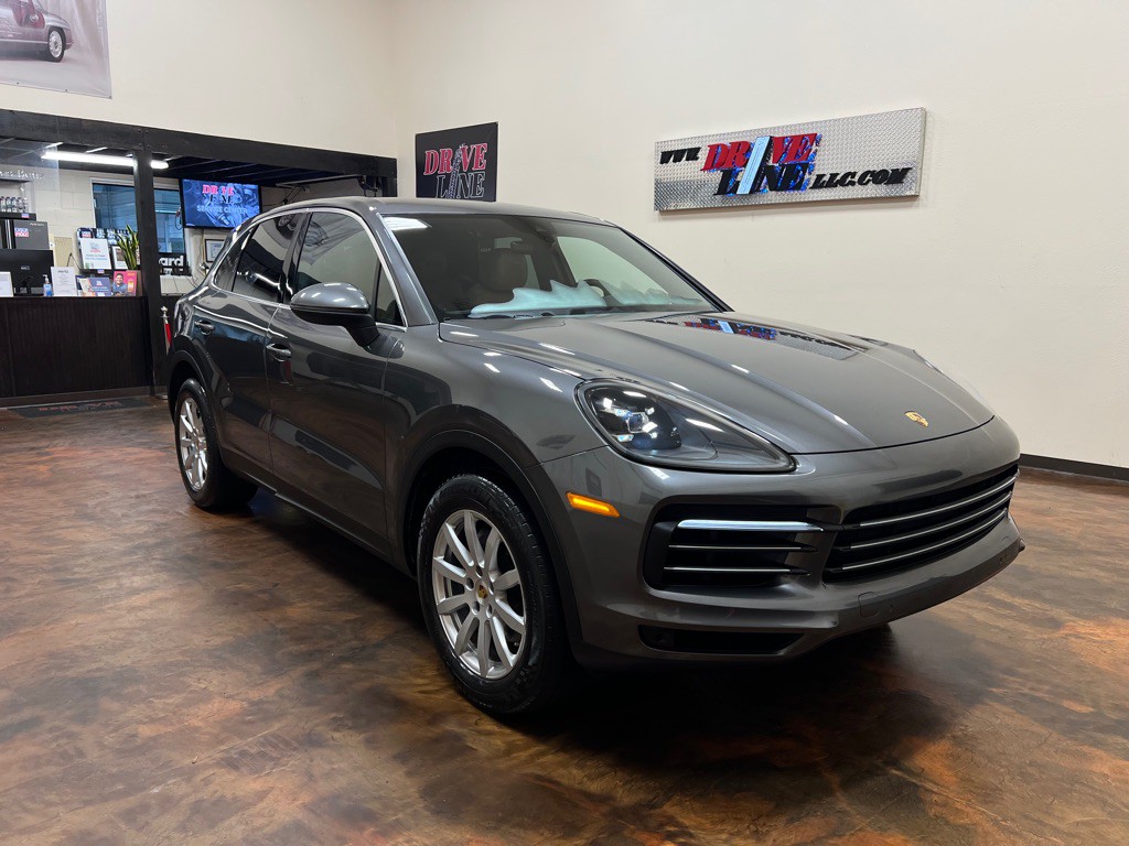 2020 Porsche Cayenne Image 3
