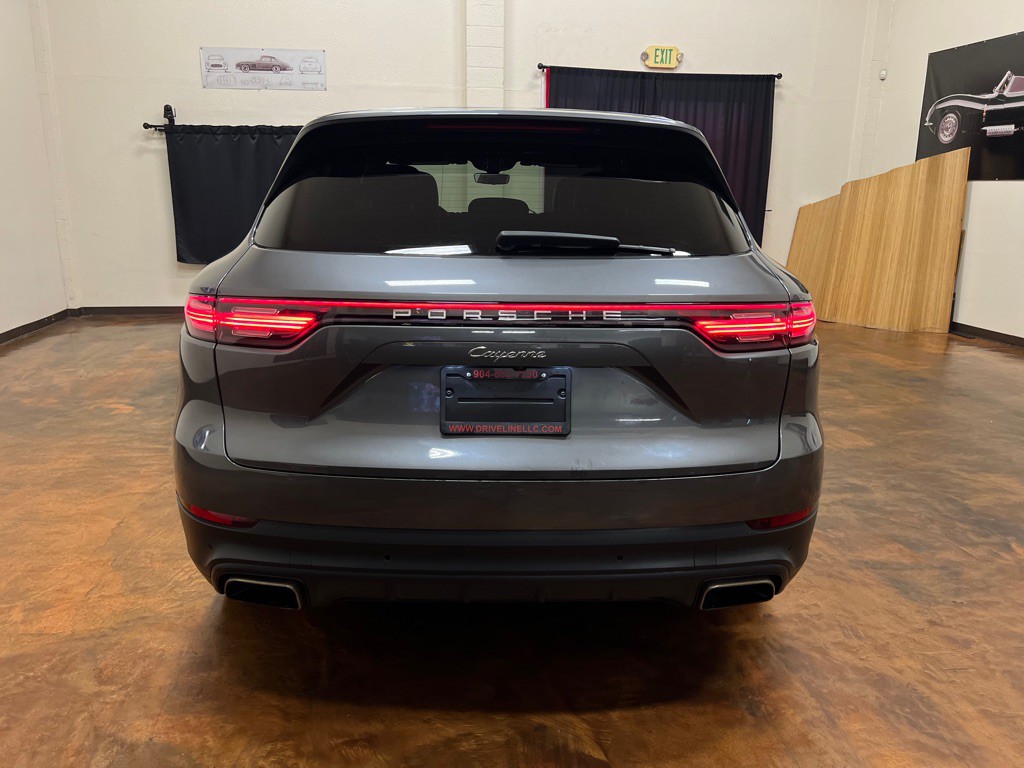 2020 Porsche Cayenne Image 8
