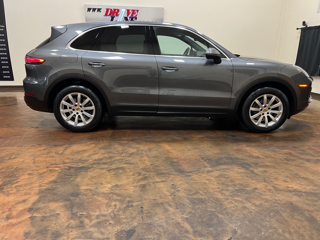2020 Porsche Cayenne Image 10