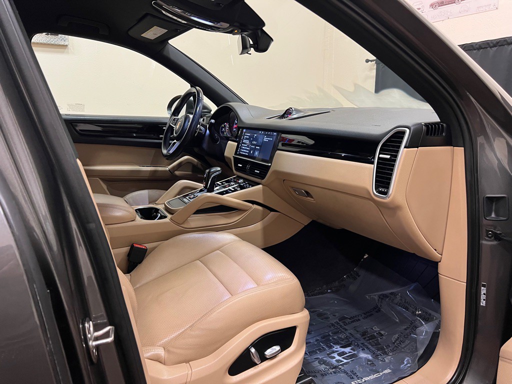 2020 Porsche Cayenne Image 27