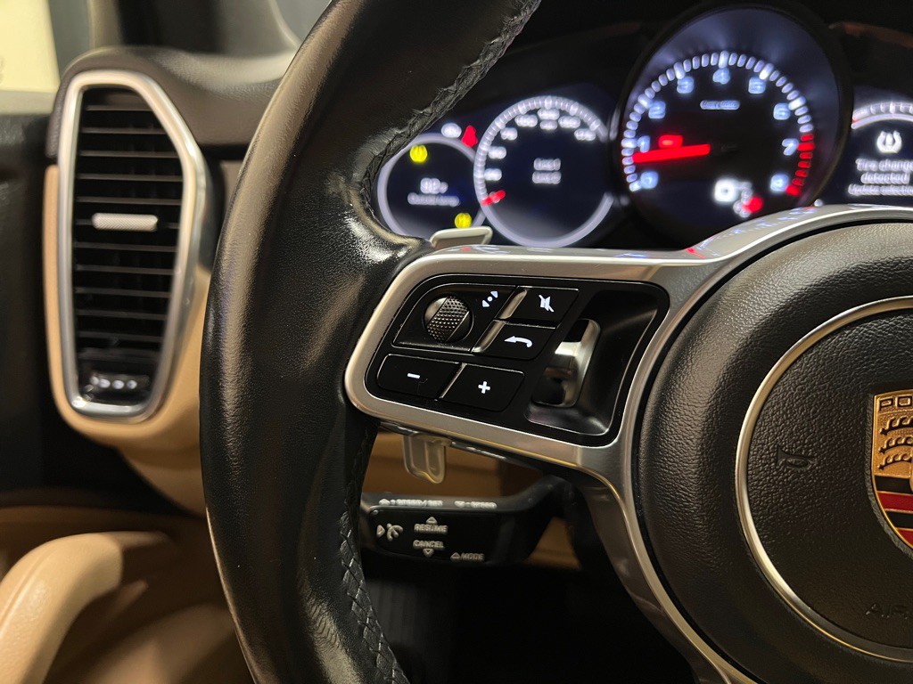 2020 Porsche Cayenne Image 29