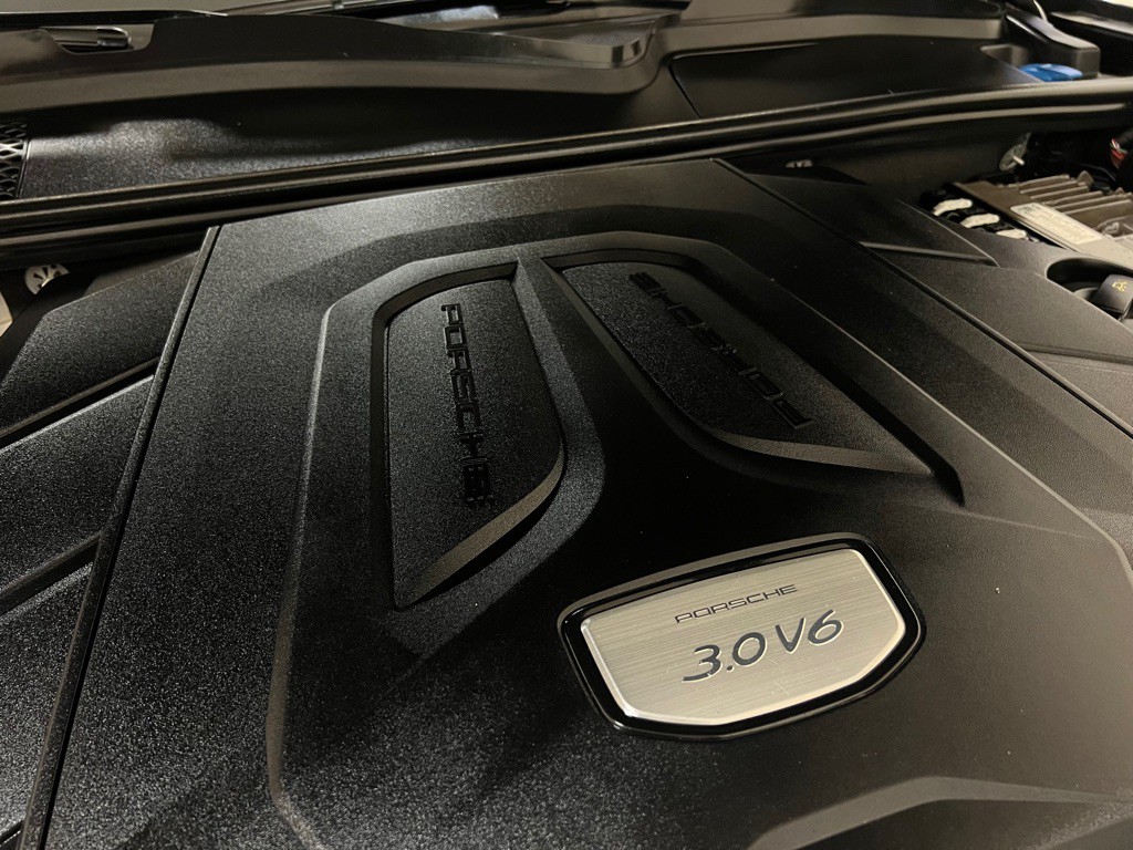 2020 Porsche Cayenne Image 41