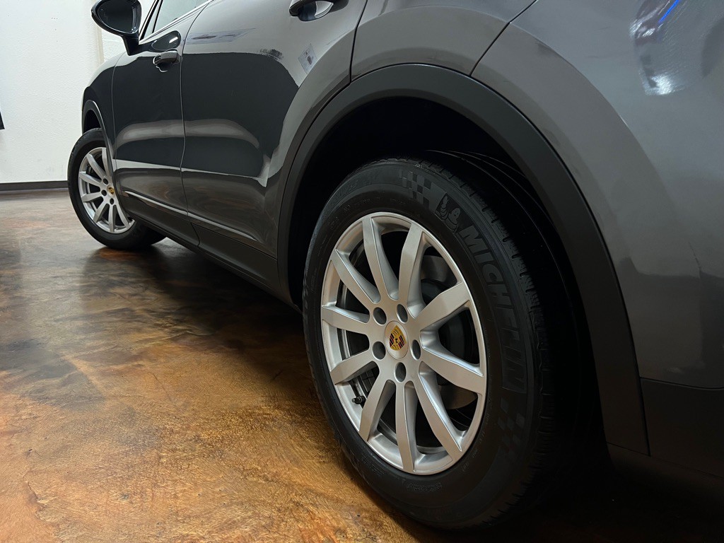 2020 Porsche Cayenne Image 45