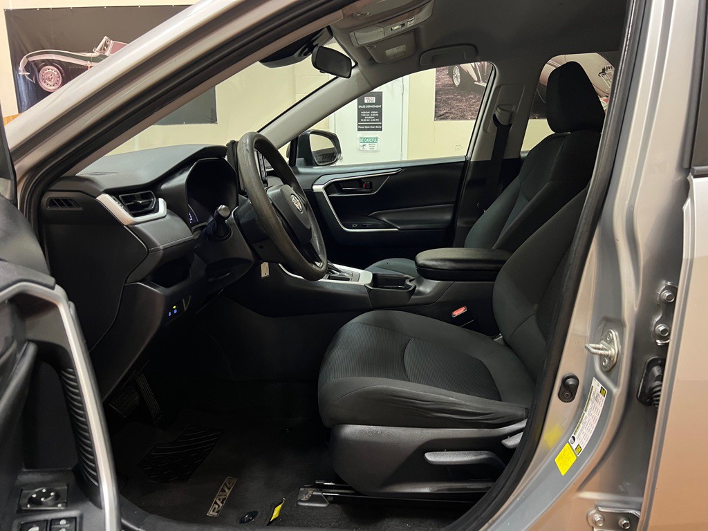 2019 Toyota Rav4 Image 14