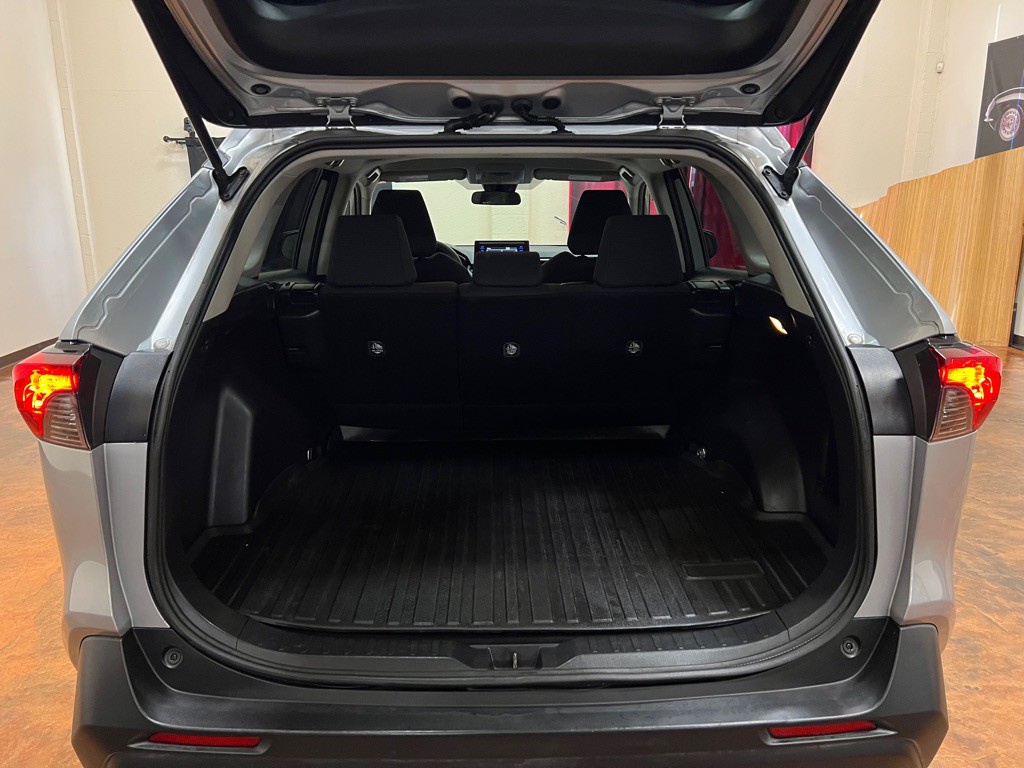 2019 Toyota Rav4 Image 19