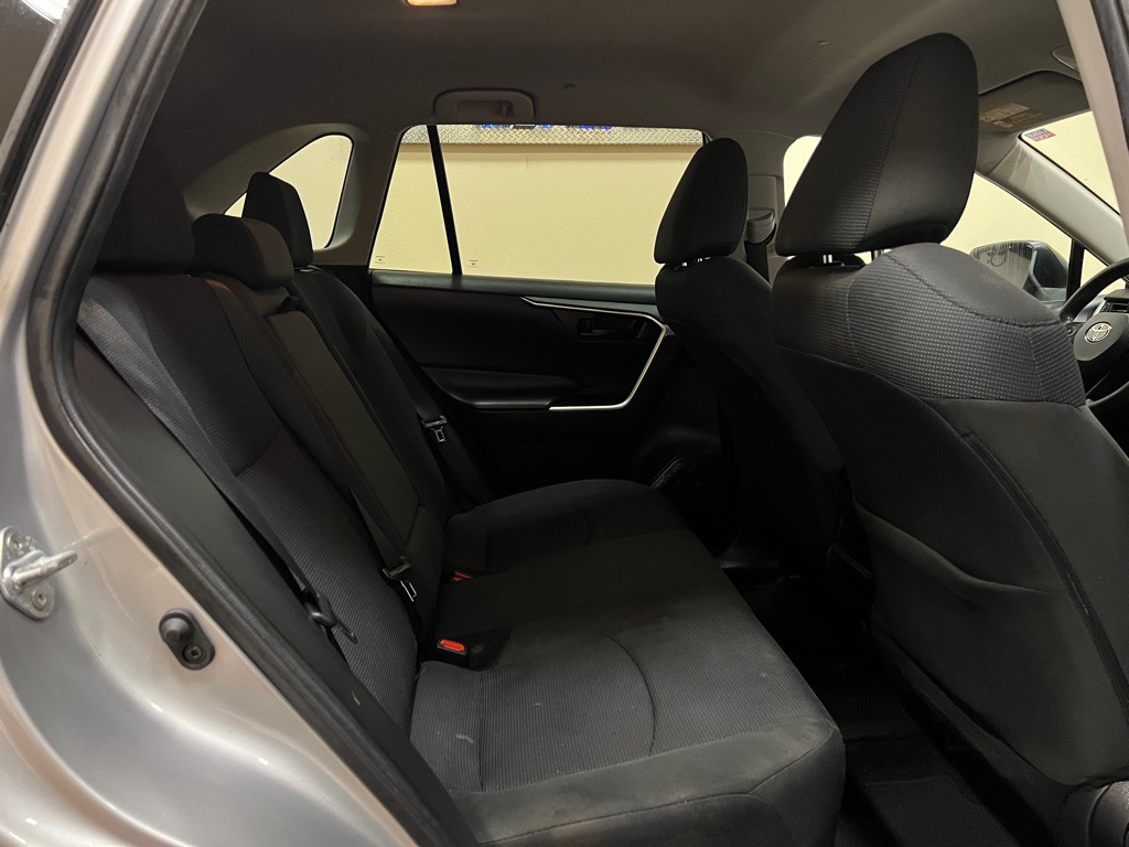 2019 Toyota Rav4 Image 21