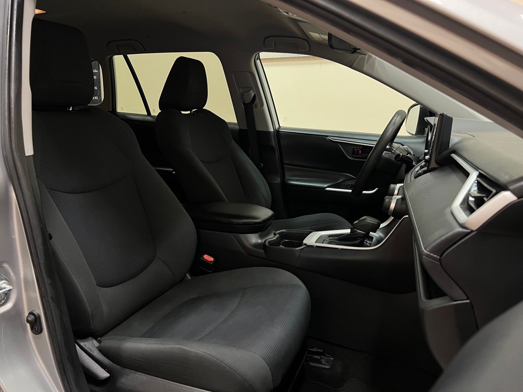 2019 Toyota Rav4 Image 23