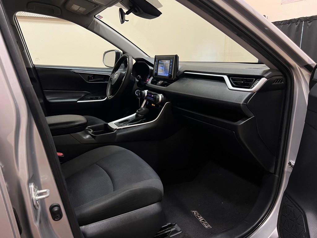 2019 Toyota Rav4 Image 25
