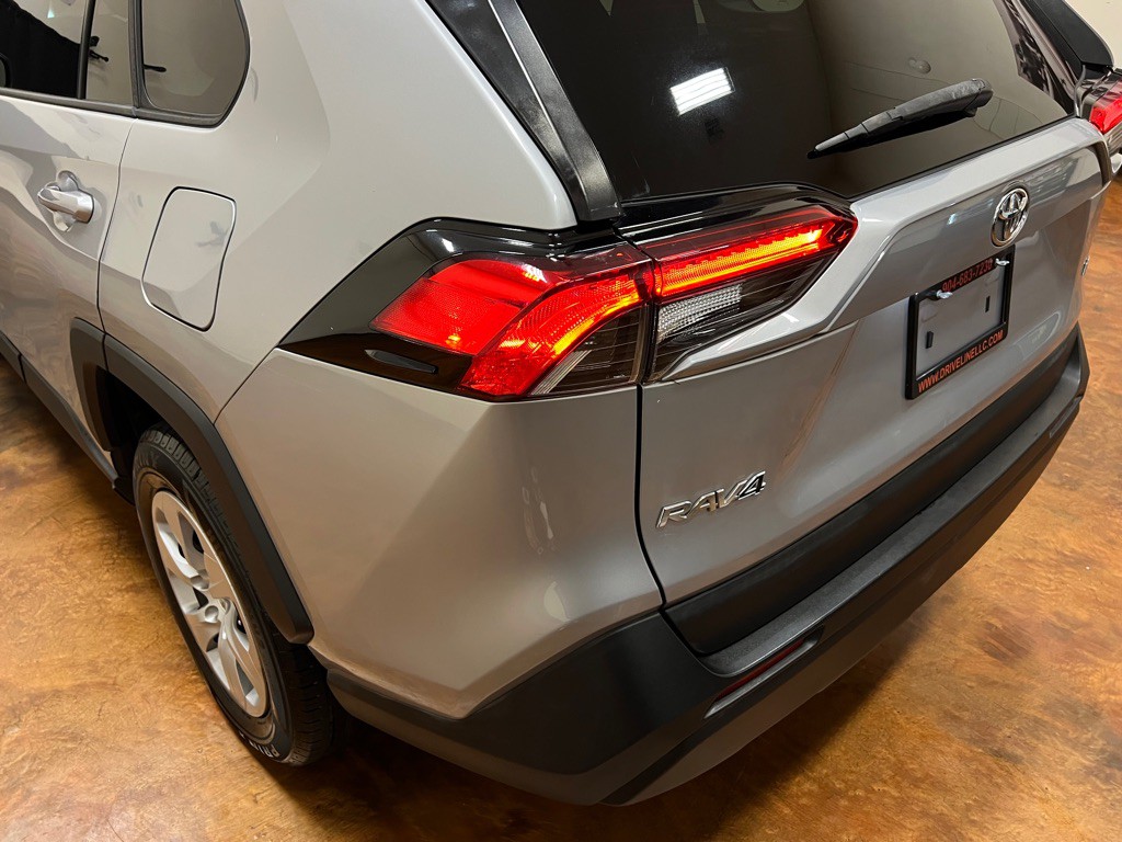 2019 Toyota Rav4 Image 39