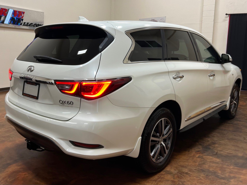 2018 INFINITI QX60 Image 9