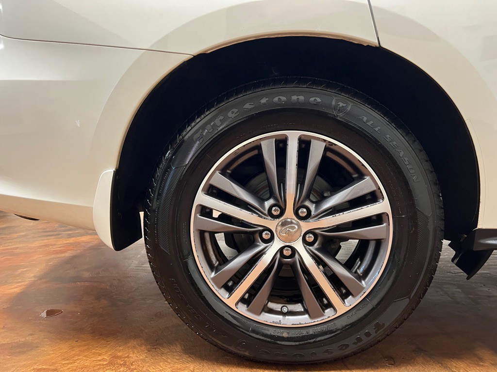 2018 INFINITI QX60 Image 12