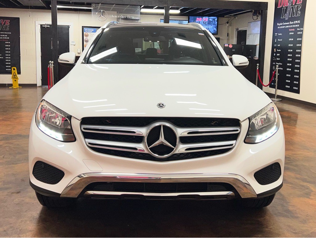 2017 Mercedes-Benz GLC-Class Image 4
