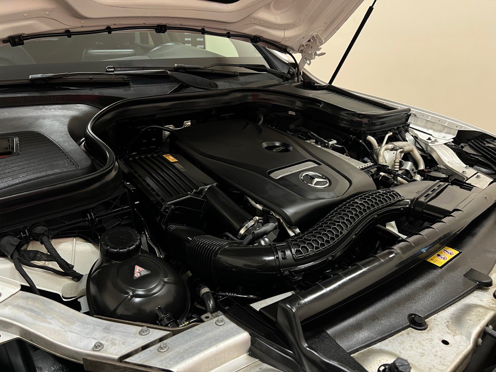 2017 Mercedes-Benz GLC-Class Image 28