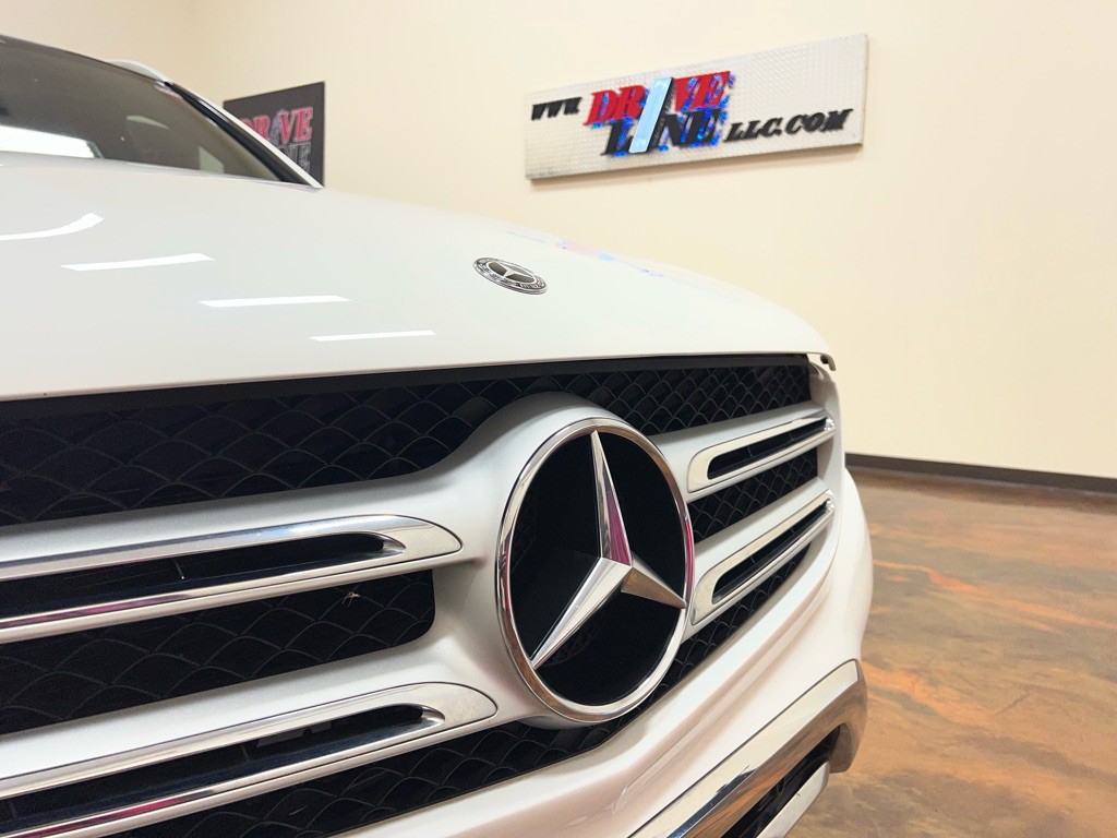 2017 Mercedes-Benz GLC-Class Image 40