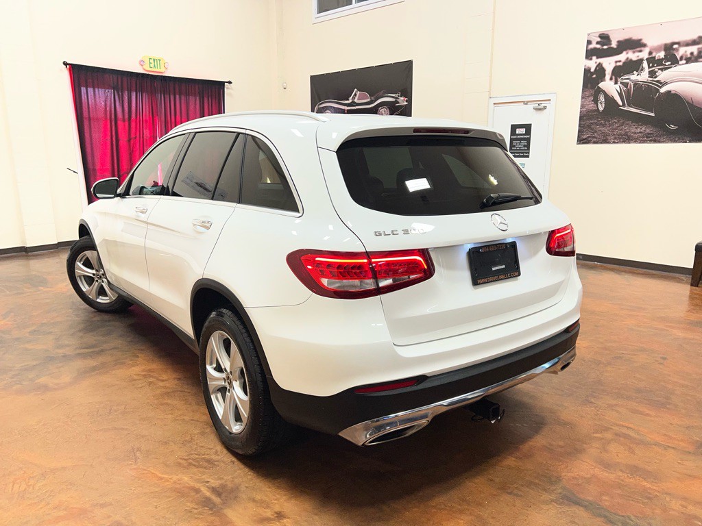 2017 Mercedes-Benz GLC-Class Image 46