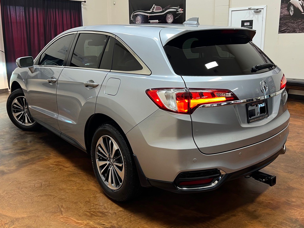 2017 Acura RDX Image 2