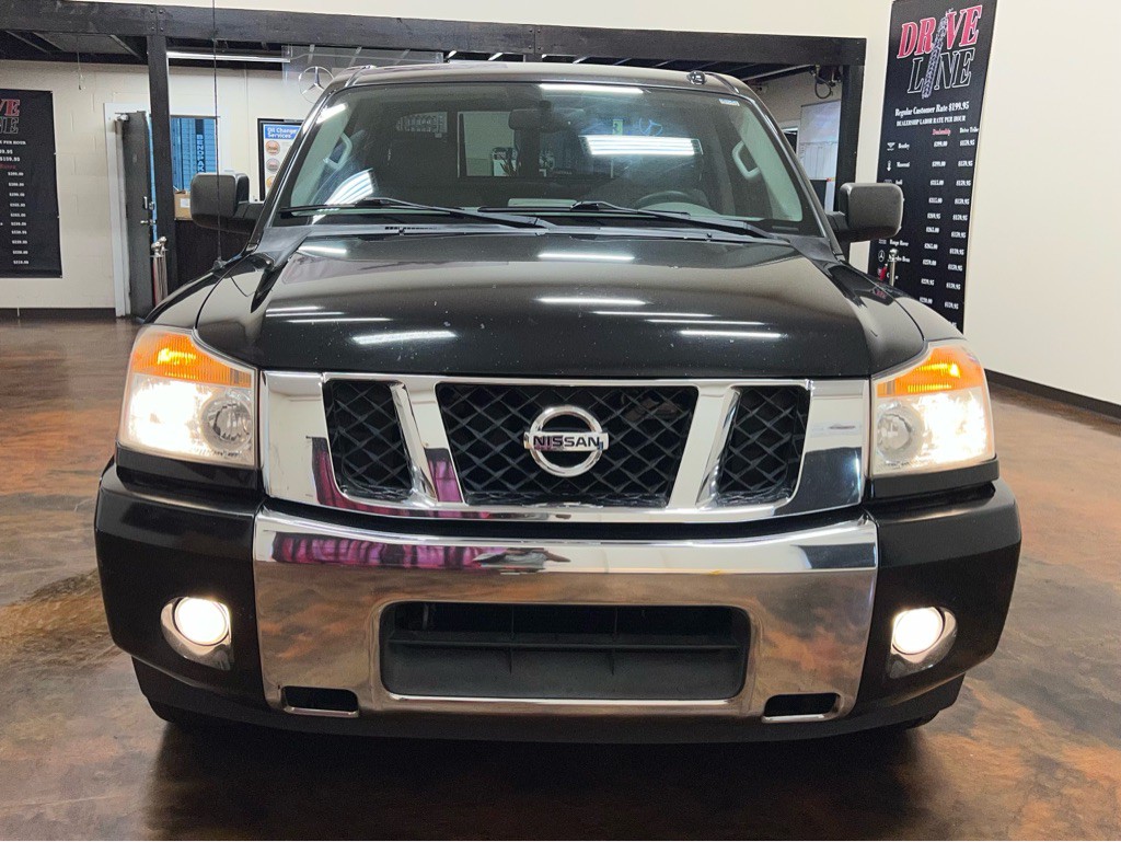2014 Nissan Titan Image 4
