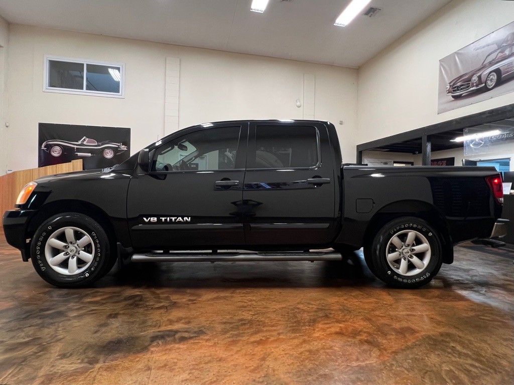 2014 Nissan Titan Image 6