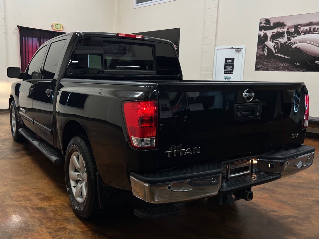 2014 Nissan Titan Image 7