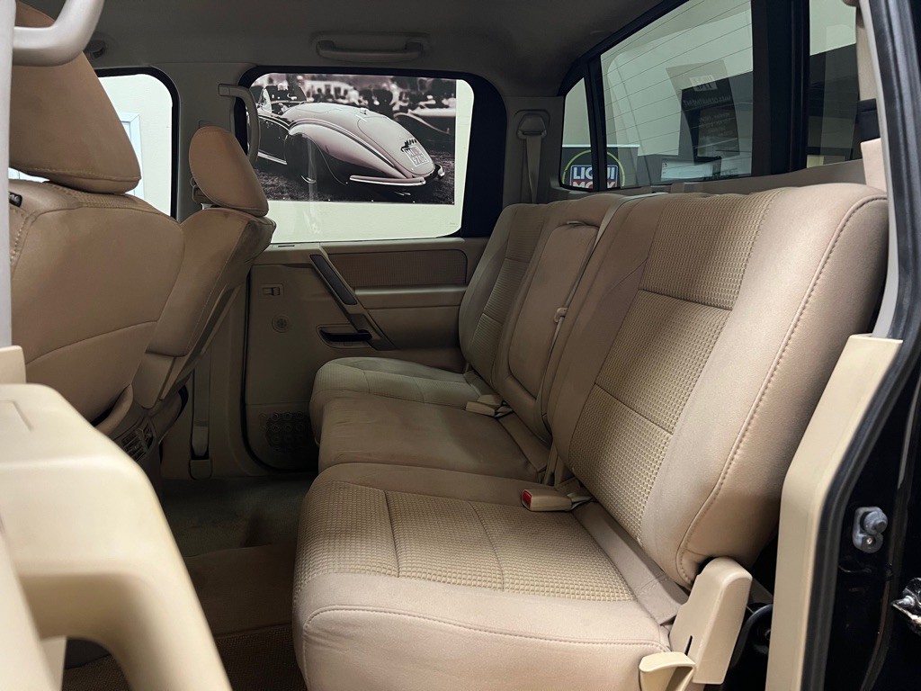 2014 Nissan Titan Image 20