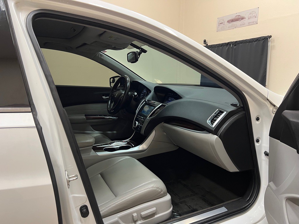2015 Acura TL Image 24