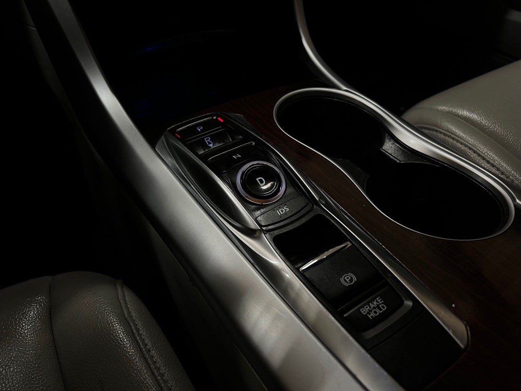2015 Acura TL Image 32