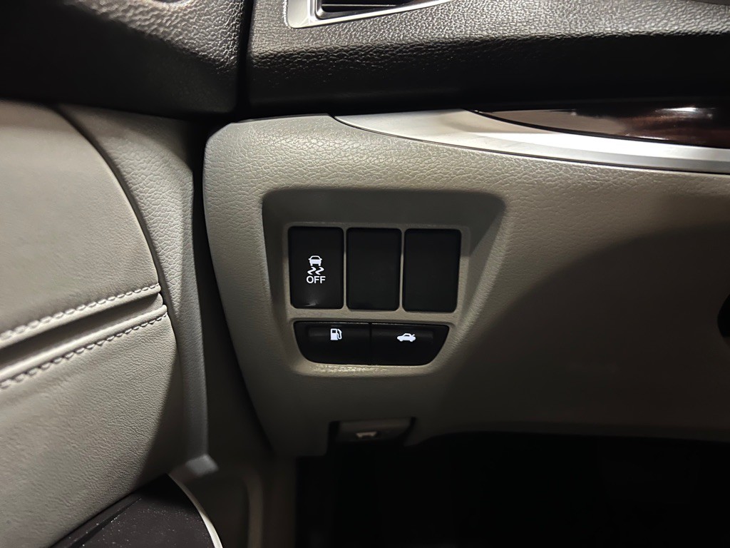 2015 Acura TL Image 33