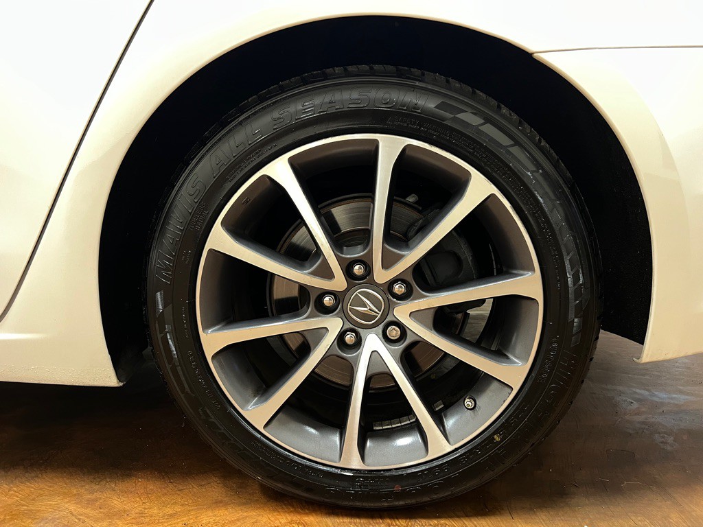 2015 Acura TL Image 40