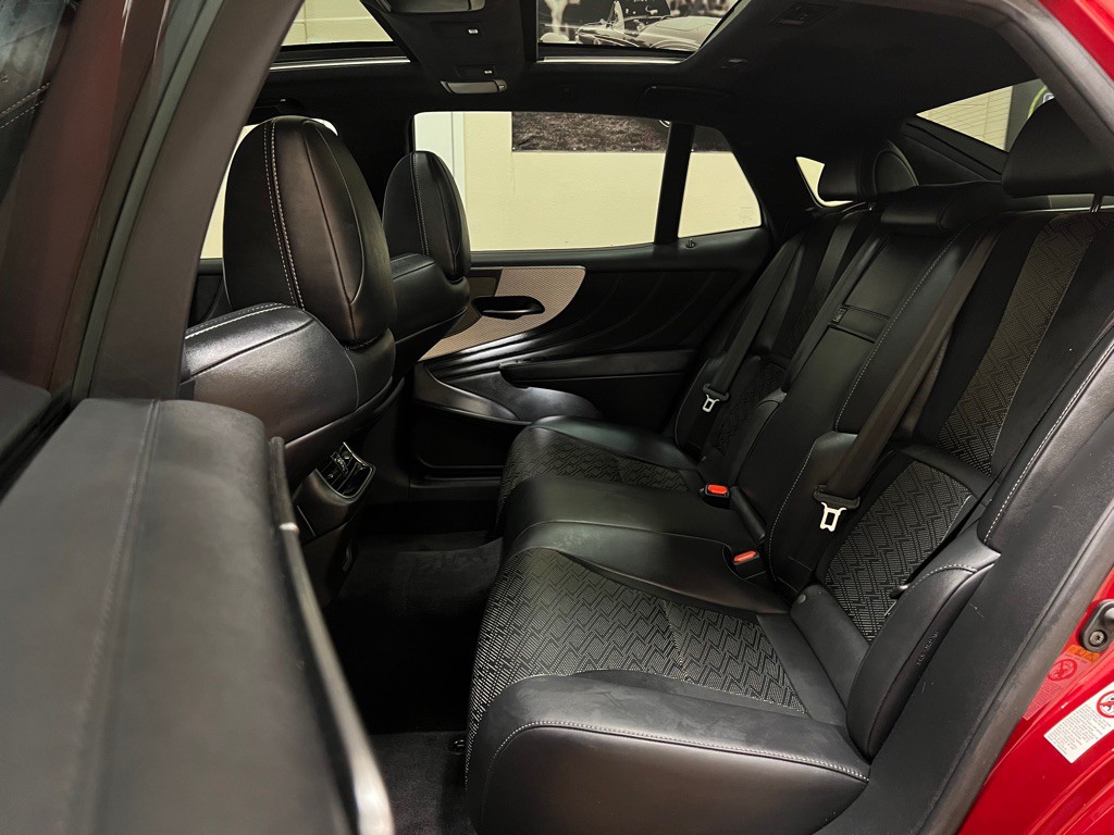 2018 Lexus LS Image 22