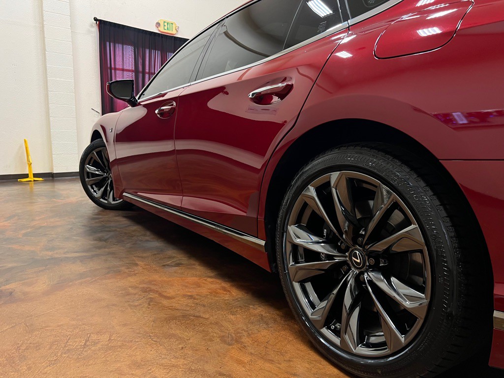 2018 Lexus LS Image 57