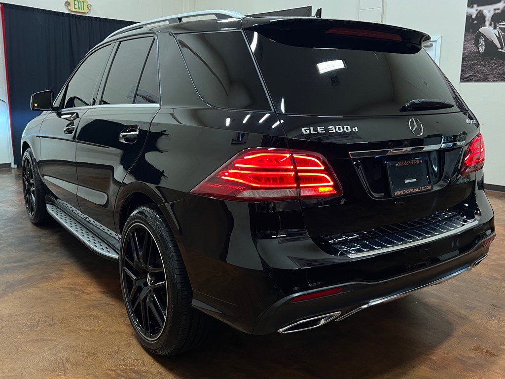 2016 Mercedes-Benz GLE-Class Image 7
