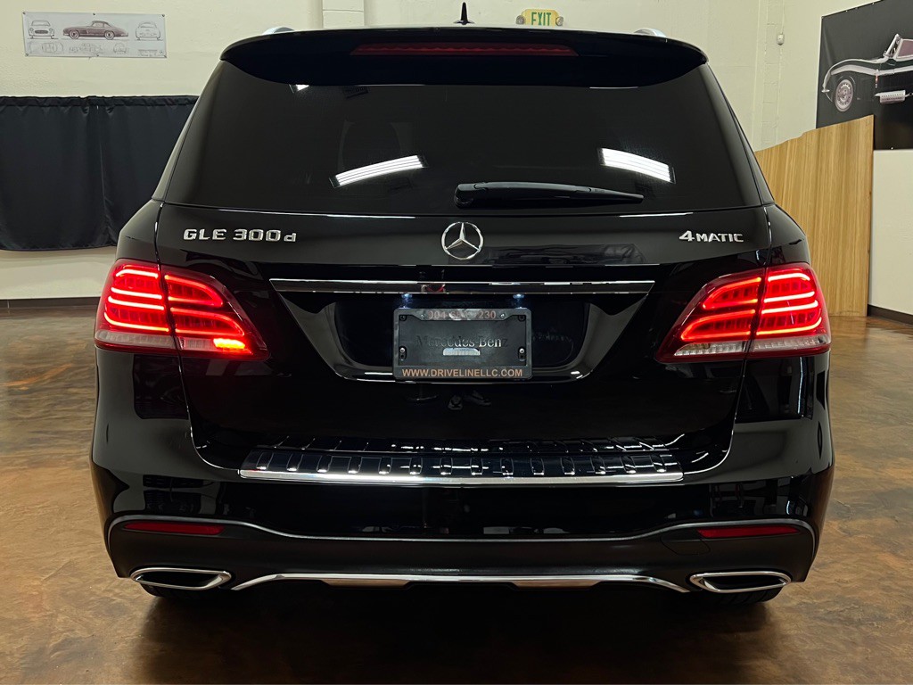 2016 Mercedes-Benz GLE-Class Image 8