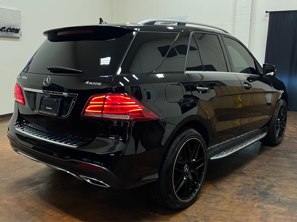 2016 Mercedes-Benz GLE-Class Image 9