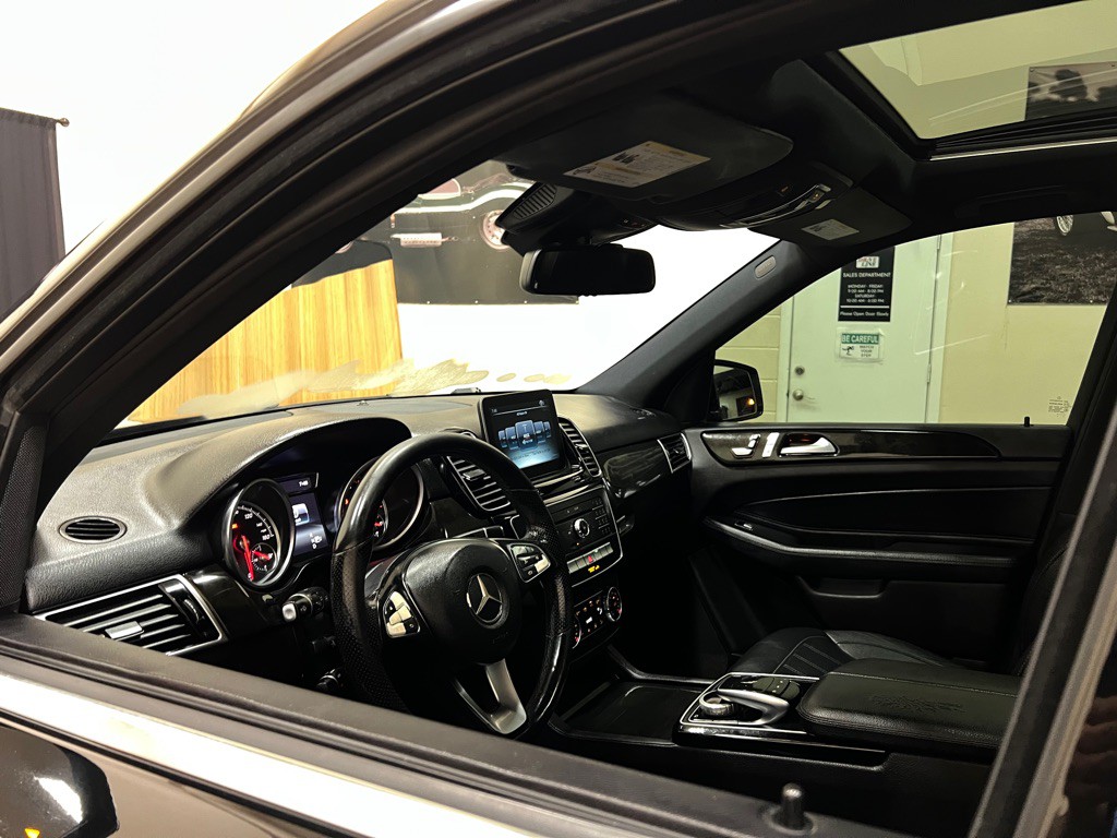 2016 Mercedes-Benz GLE-Class Image 11