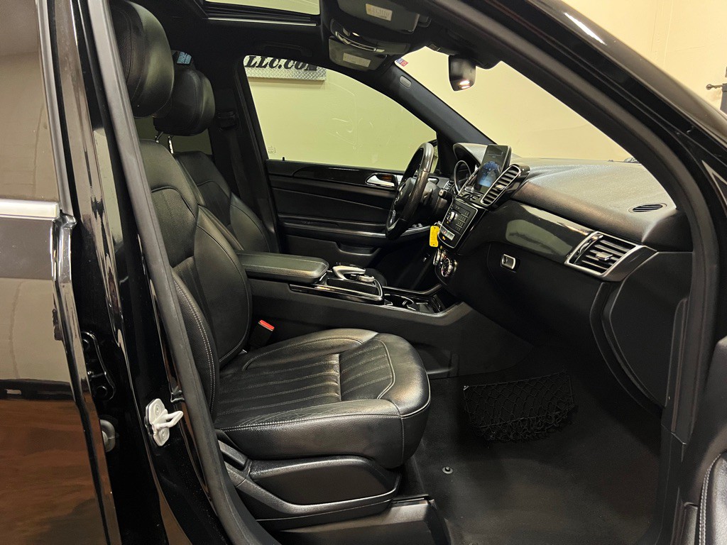 2016 Mercedes-Benz GLE-Class Image 25