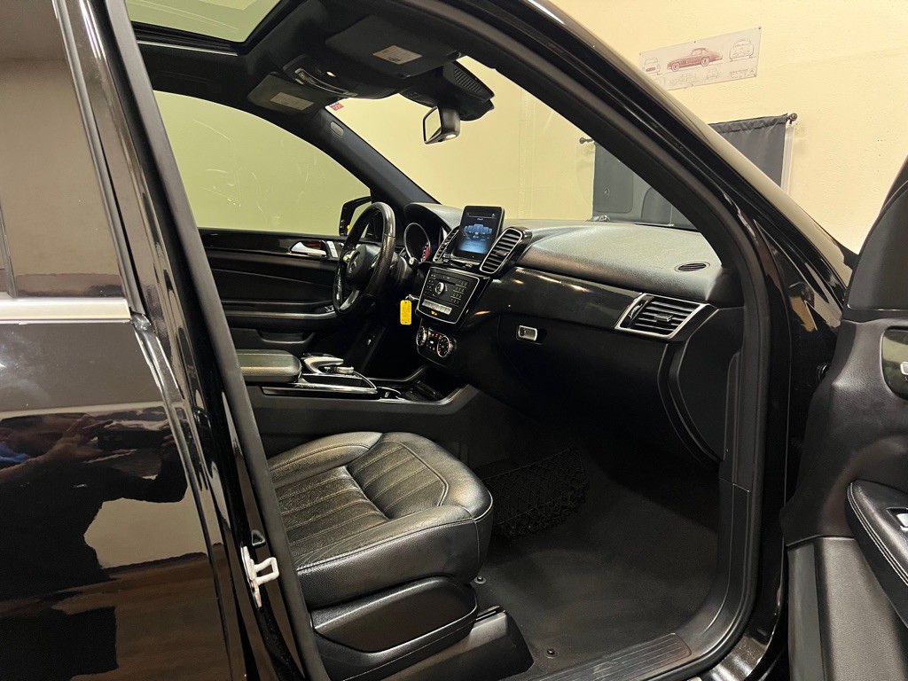 2016 Mercedes-Benz GLE-Class Image 26