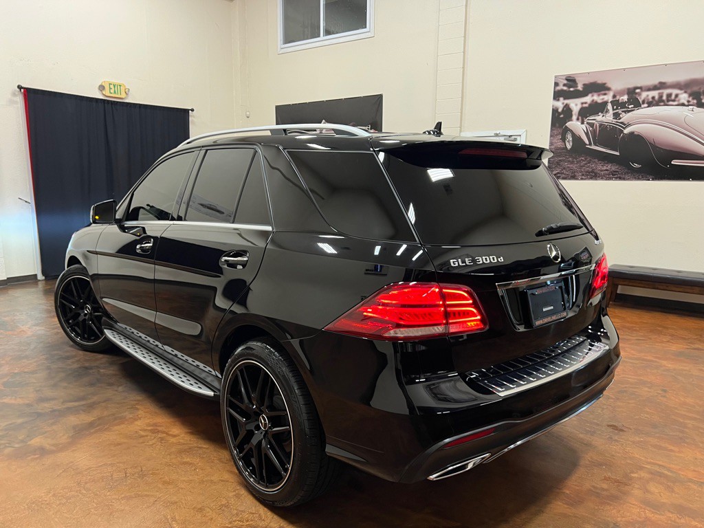 2016 Mercedes-Benz GLE-Class Image 43