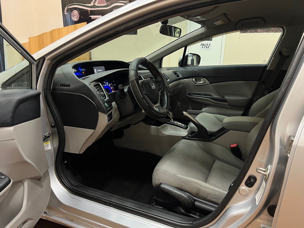 2014 Honda Civic Image 16