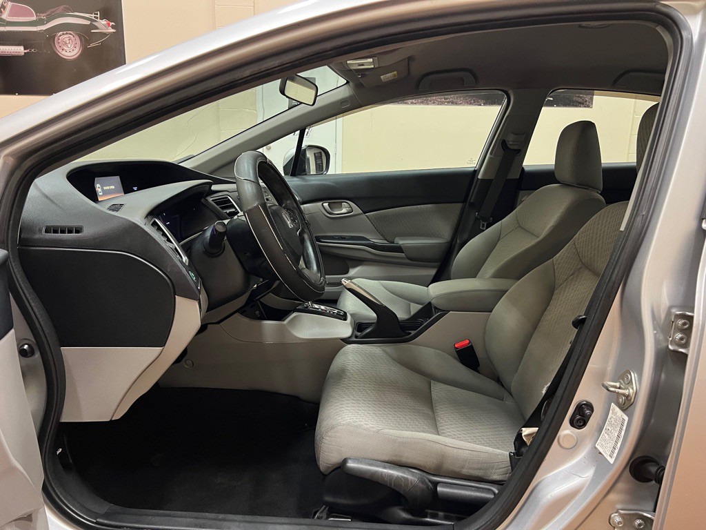 2014 Honda Civic Image 17