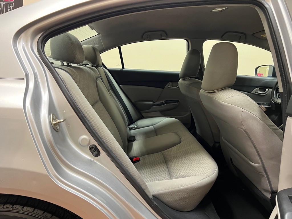 2014 Honda Civic Image 25