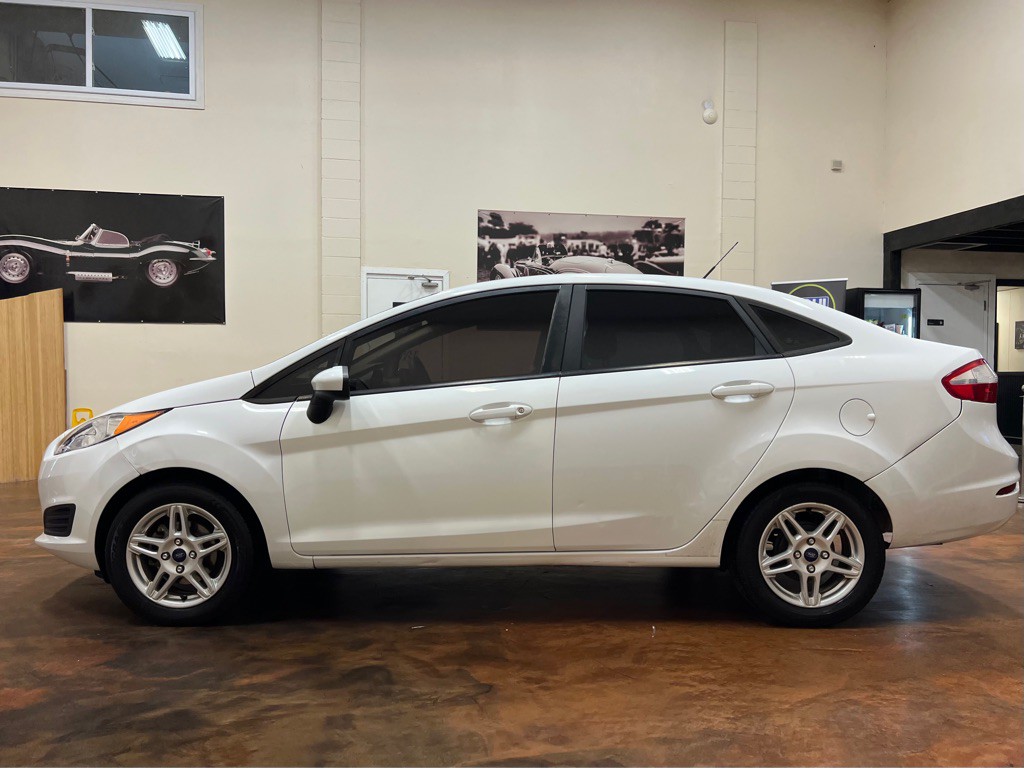 2017 Ford Fiesta Image 6
