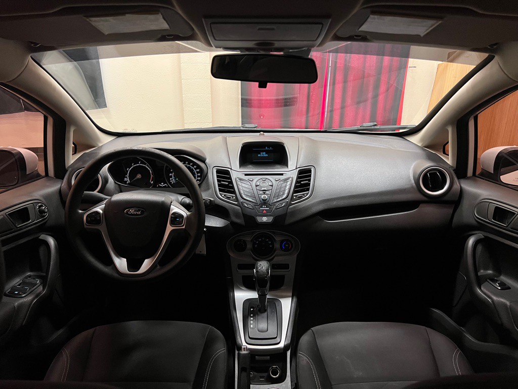 2017 Ford Fiesta Image 14