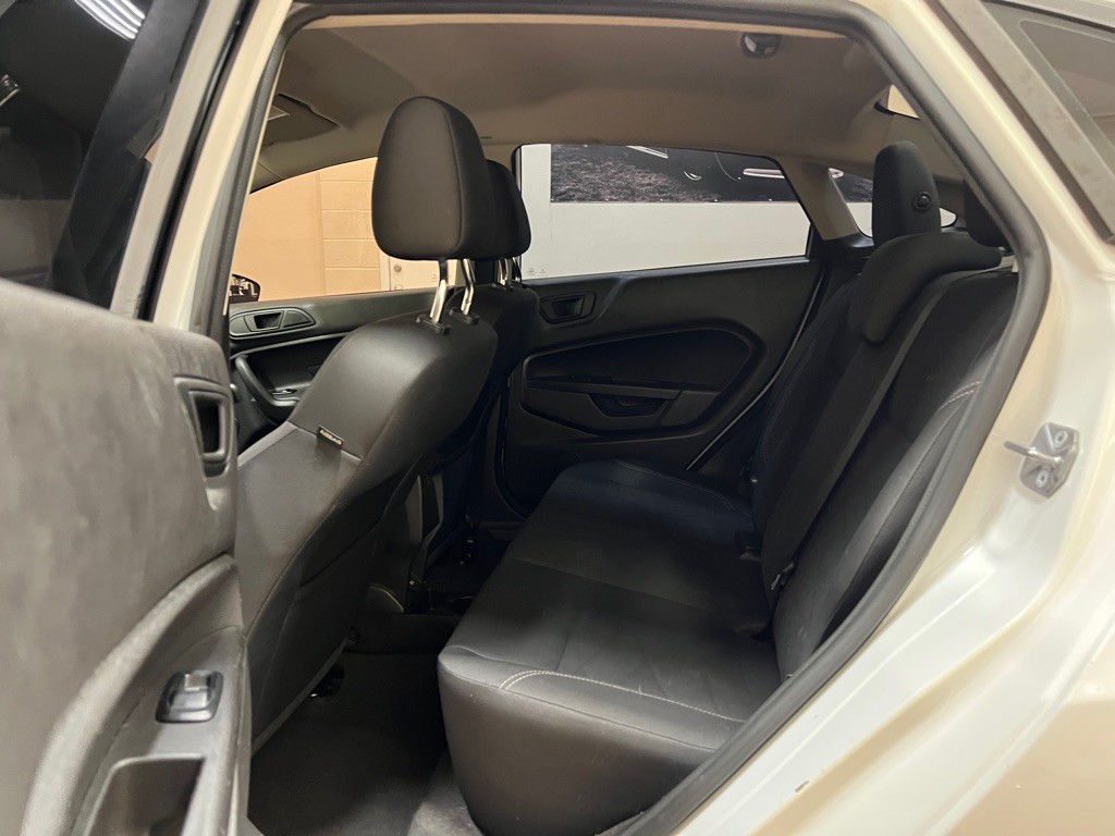 2017 Ford Fiesta Image 20